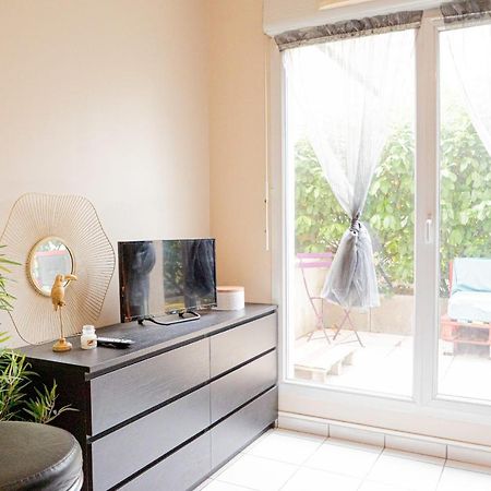 Charming Studio Near Jean Mace Apartment Lyon Exterior photo